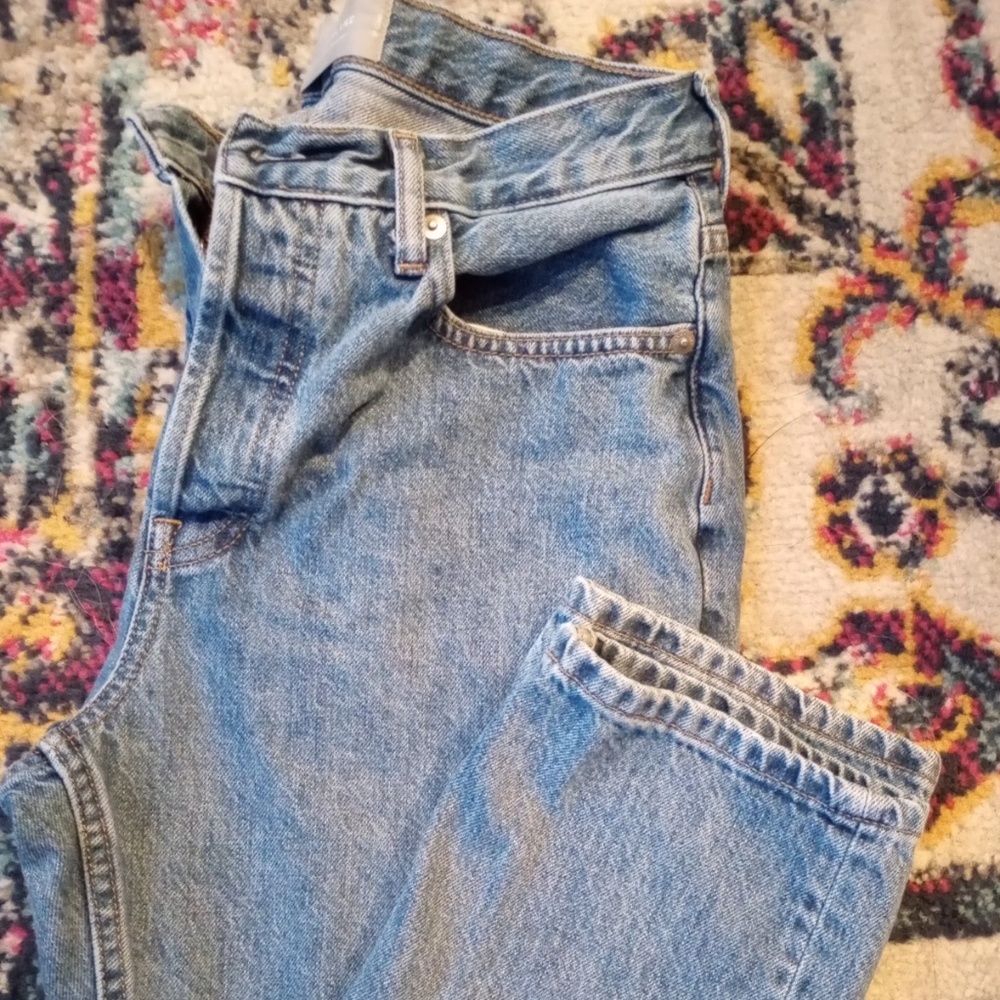 Everlane 90s Cheeky Jean